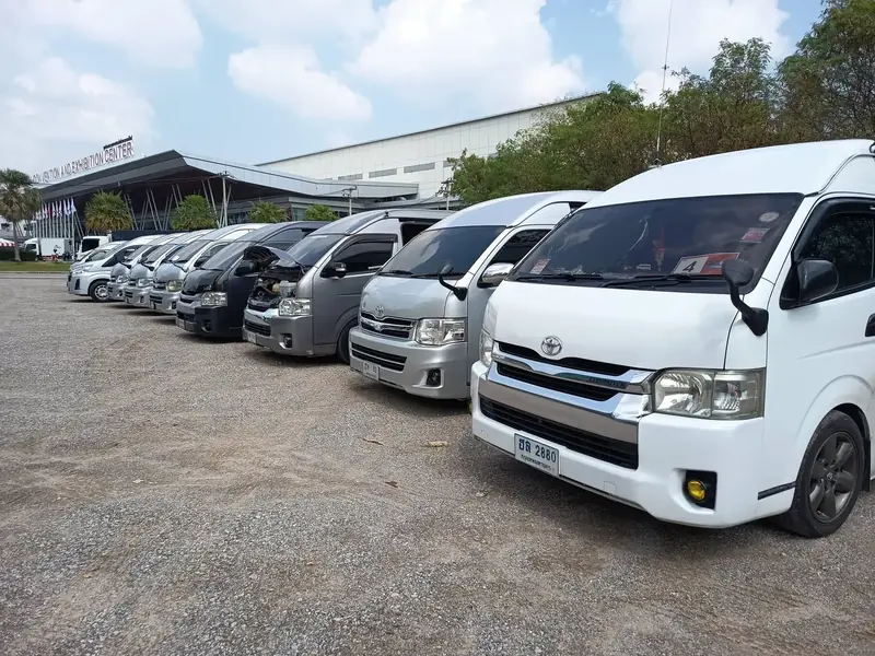เที่ยวเขาใหญ่ด้วยรถตู้ VIP JCMVPtour